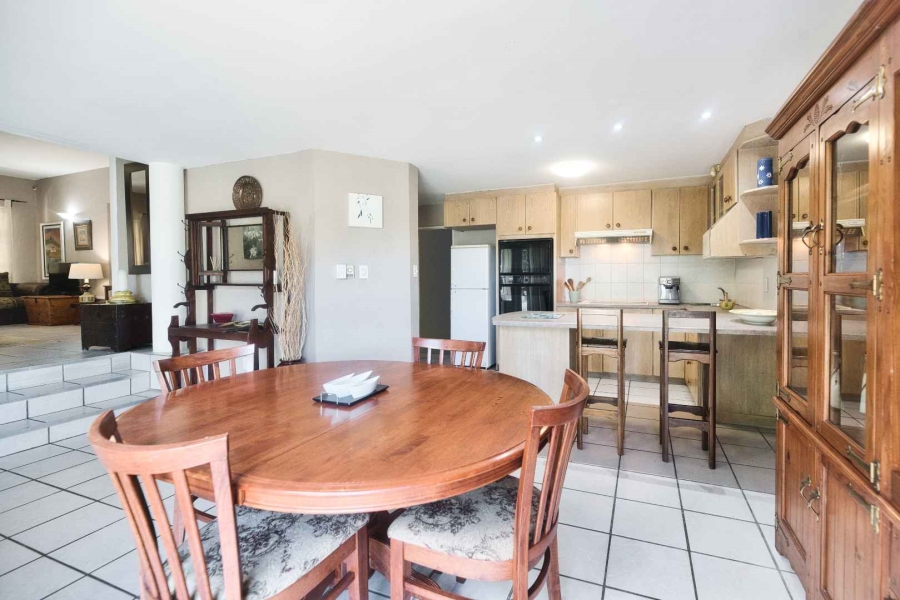 7 Bedroom Property for Sale in Hermanus Heights Western Cape